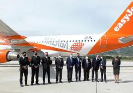 Momento de la inauguración de la base temporal de operaciones de Easyjet en 2021.