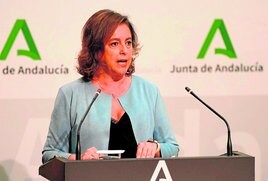 La consejera de Salud y Consumo de la Junta, Catalina García, en la presentación de la estrategia.