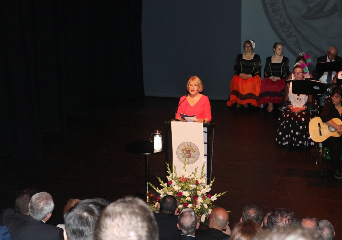 Marion Reder pronunció el pregón de las Glorias.