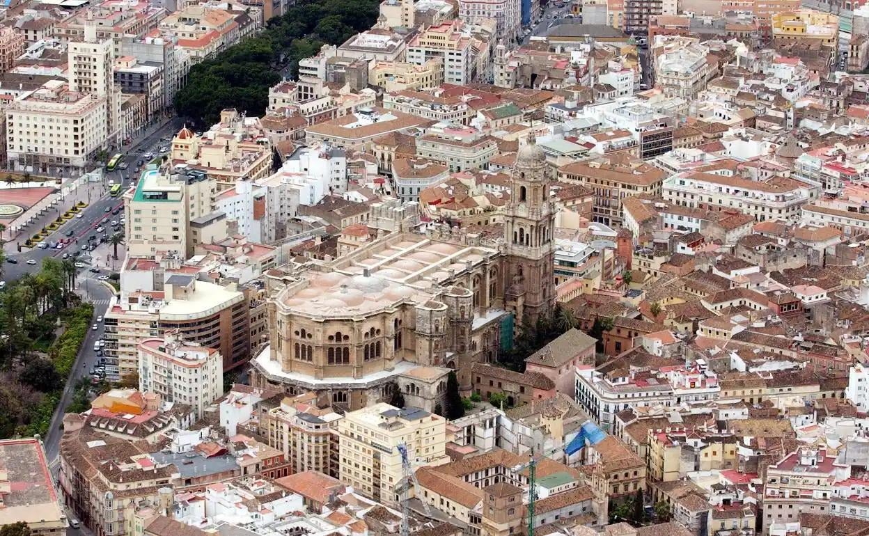 Prisión para el detenido por la muerte de su mujer en un apartamento turístico del Centro de Málaga