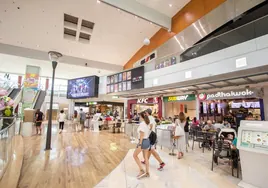 Vista del interior de las instalaciones del centro comercial.