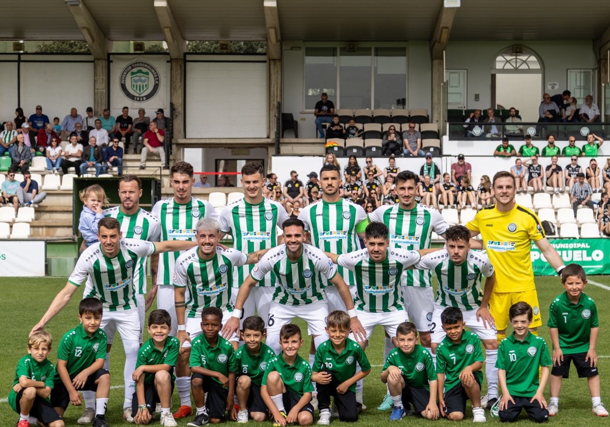 Un once del Juventud de Torremolinos esta temporada.