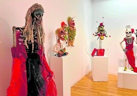 Algunas de las marionetas que se pueden ver en la exposición.