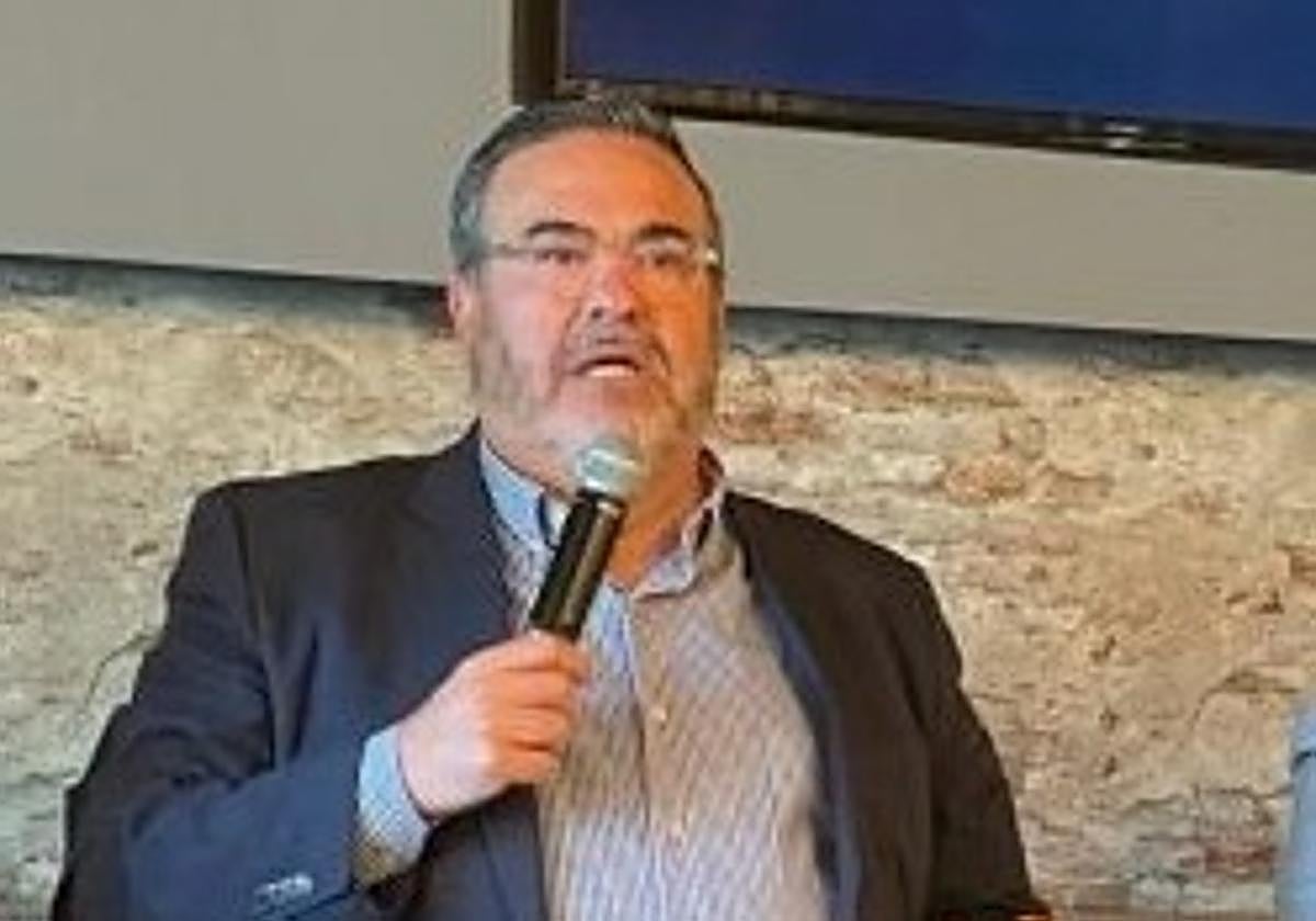 «Necesitamos que la Axarquía se conecte con el AVE y el aeropuerto»