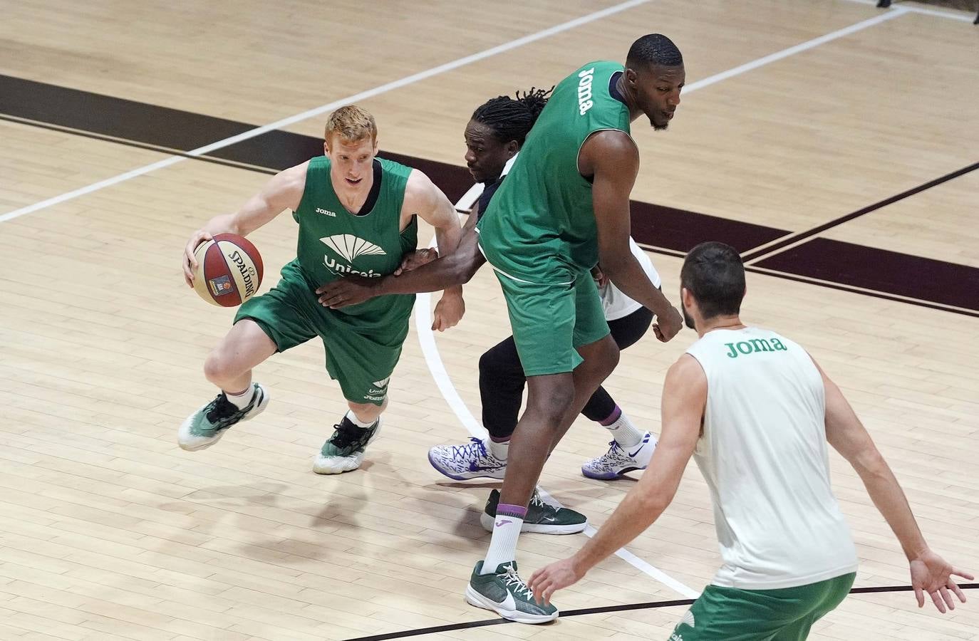 El Unicaja se entrena en la pista del Partizán de Belgrado