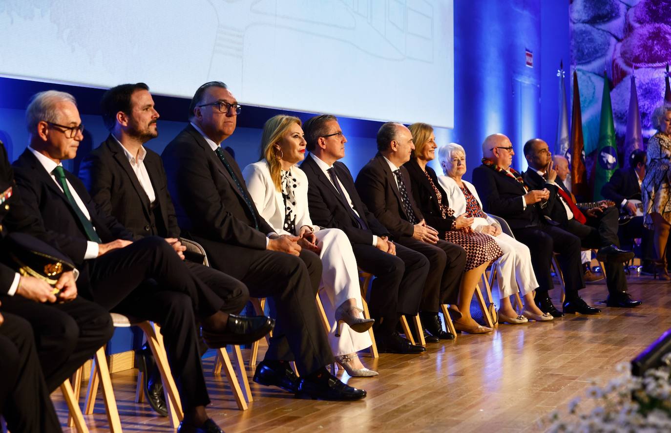 Reconocidos en la gala: Ana María Sánchez Tejeda, primera mujer decana de la Facultad; Guillermina Martín Reyes, primera mujer catedrática de la UMA; Sergio Corral Delgado, director de la Fundación Unicaja; Juan Ignacio Zafra Becerra, director territorial de CaixaBank en Andalucía; Daniel Pastor Vega, promotor de la Fundación «Daniel Pastor»; Antonio Suárez Chamorro, artista plástico, Carolina España Reina, consejera de Economía, Hacienda y Fondos Europeos. Arturo Bernal Bergua. Consejero de Turismo, Cultura y Deporte; Alberto Garzón Espinosa, ha sido ministro de Consumo y coordinador de IU. Isidro Rubiales Gil, consejero delegado de Unicaja Banco; José Manuel Rando Cano, Comisario jefe de Marbella; Rafael Pérez Peña, decano del Cuerpo Consular y es Cónsul de Portugal; Teresa Dabán Sánchez, representante residente del FMI en Nepal; Fernando Hardasmal Barrera, vicepresidente de DEKRA.