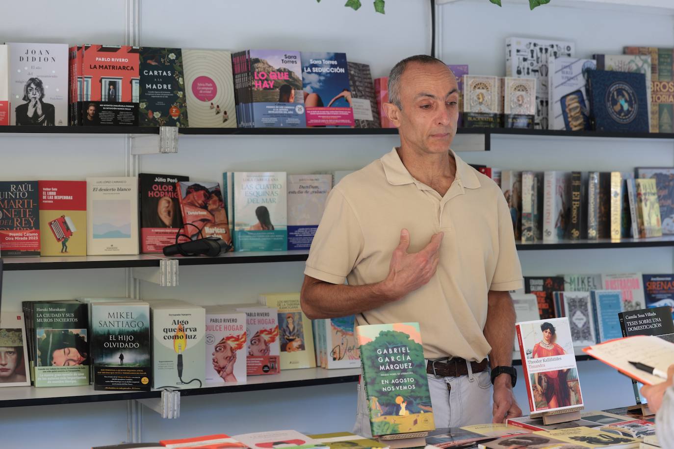 53 edición de la Feria del Libro en el Paseo del Parque