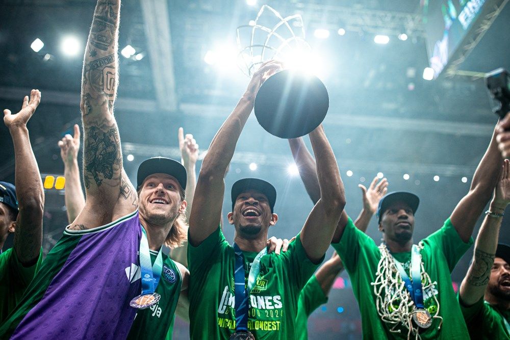 La final de la Basketball Champions League entre el Tenerife y el Unicaja, en imágenes