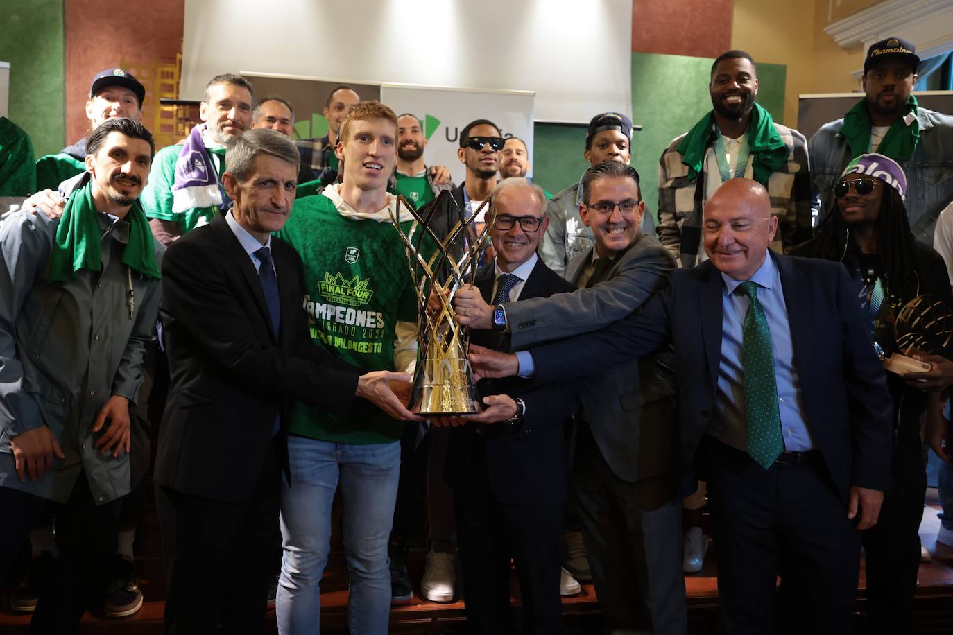 El Unicaja celebra el título de la Champions League en Málaga