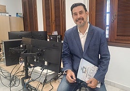 El concejal, Juan José Torres.