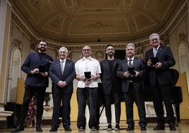 Manu Sánchez, Ángel Rodríguez Cabezas, David Burbano, Roy Laguna, Juan A. García Galindo y Rafael Díaz, ayer en la gala de premios.