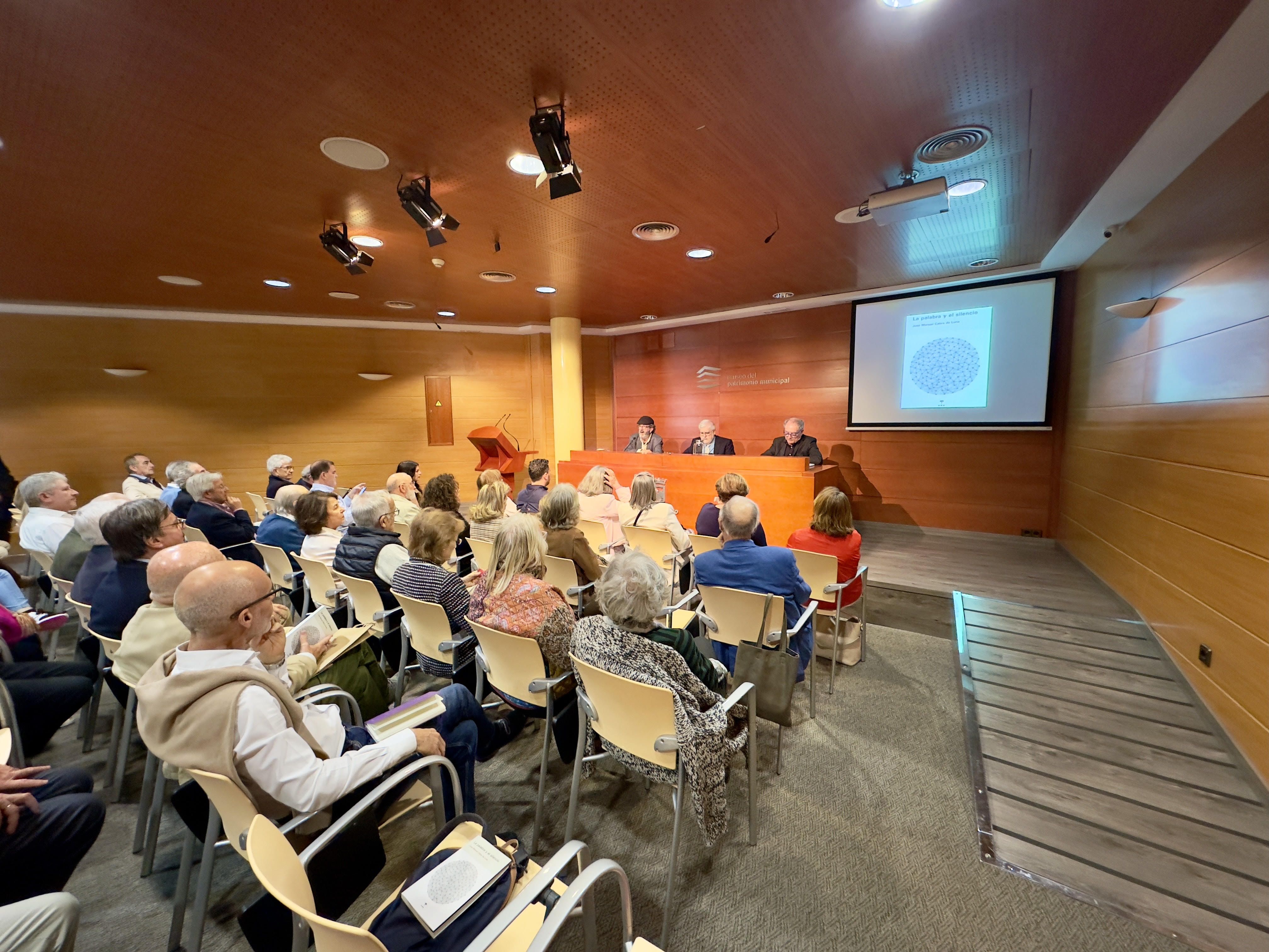 Presentación del libro de Cabra de Luna