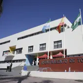 Fachada del Ayuntamiento de Torremolinos.