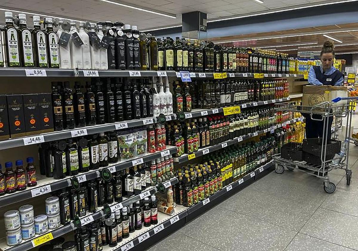 Los expertos ponen fecha a la bajada del precio del aceite de oliva en los supermercados