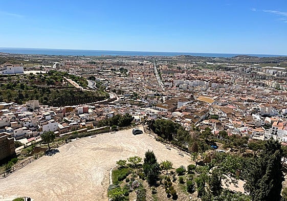 Vista panorámica del casco urbano veleño desde la zona de La Fortaleza.