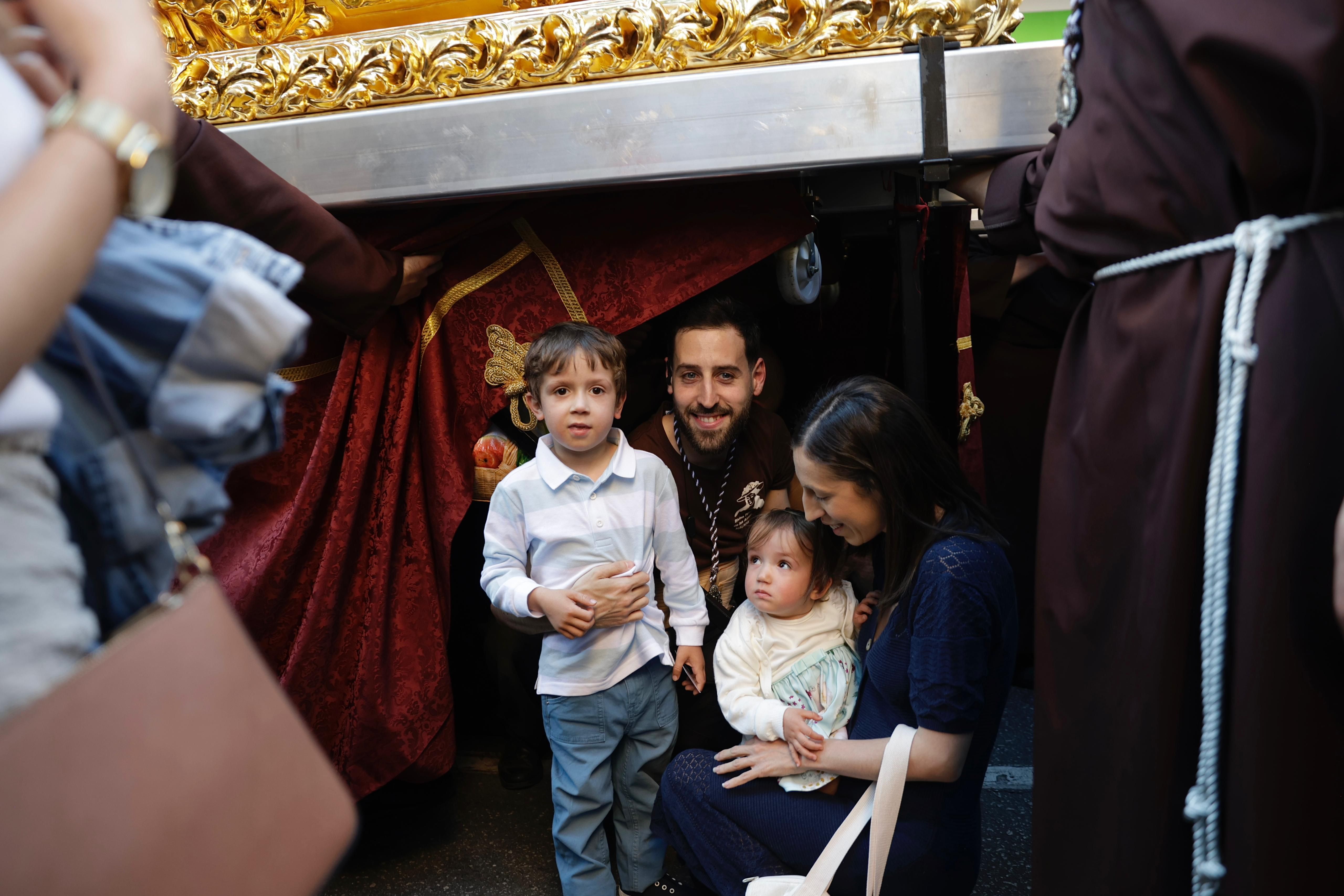 La procesión de la Divina Pastora, en imágenes