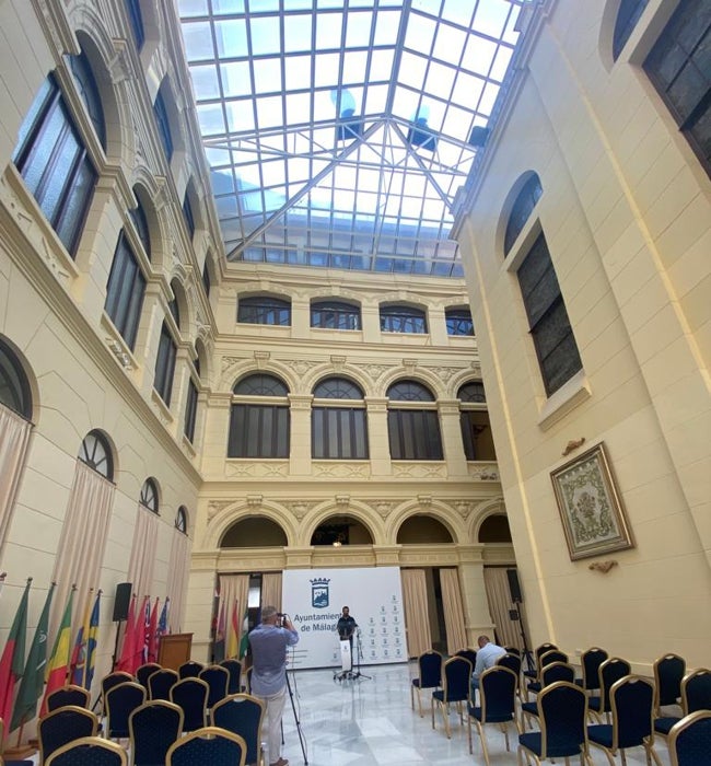 El patio de banderas, donde se encuentra la actual sala de prensa.