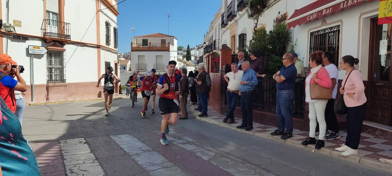 La carrera de los 101 kilómetros de la Legión en Ronda, en imágenes