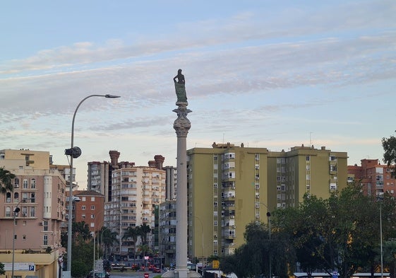 El Monumento al Turista, en la calle México de Torremolinos.