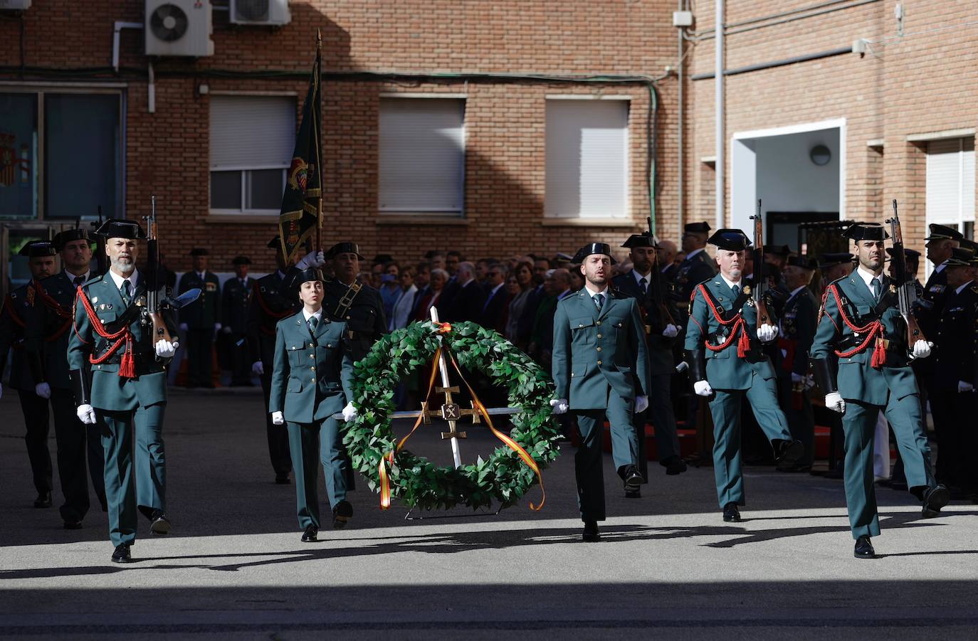 Homenaje a la Guardia Civil en Málaga por su 180 aniversario