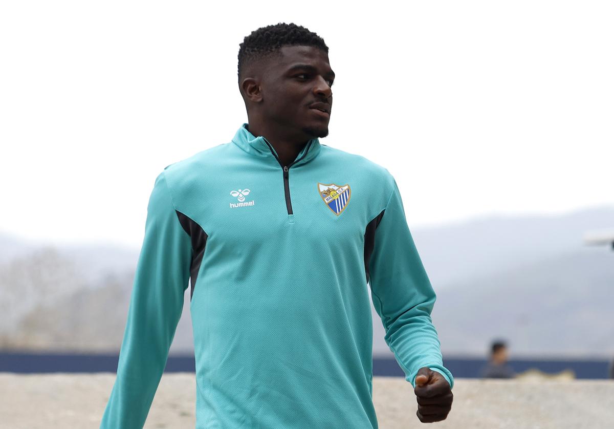 El jugador del Málaga, Moussa, en un entrenamiento de esta temporada.