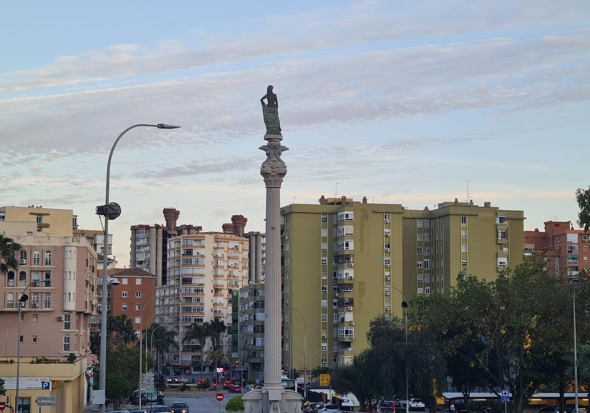 El Monumento al Turista, en la calle México de Torremolinos.