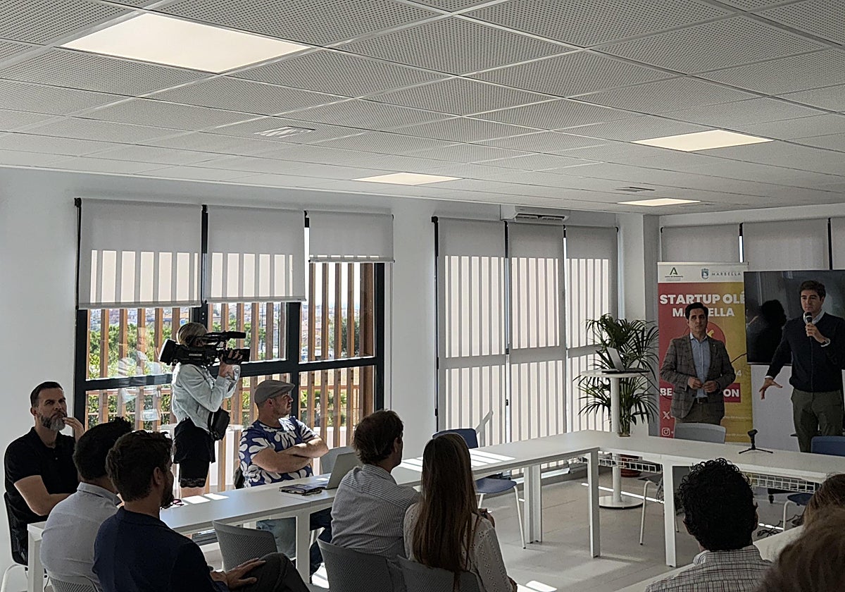 Reunión con emprendedores para informar sobre la I Feria Startup OLÉ Marbella.