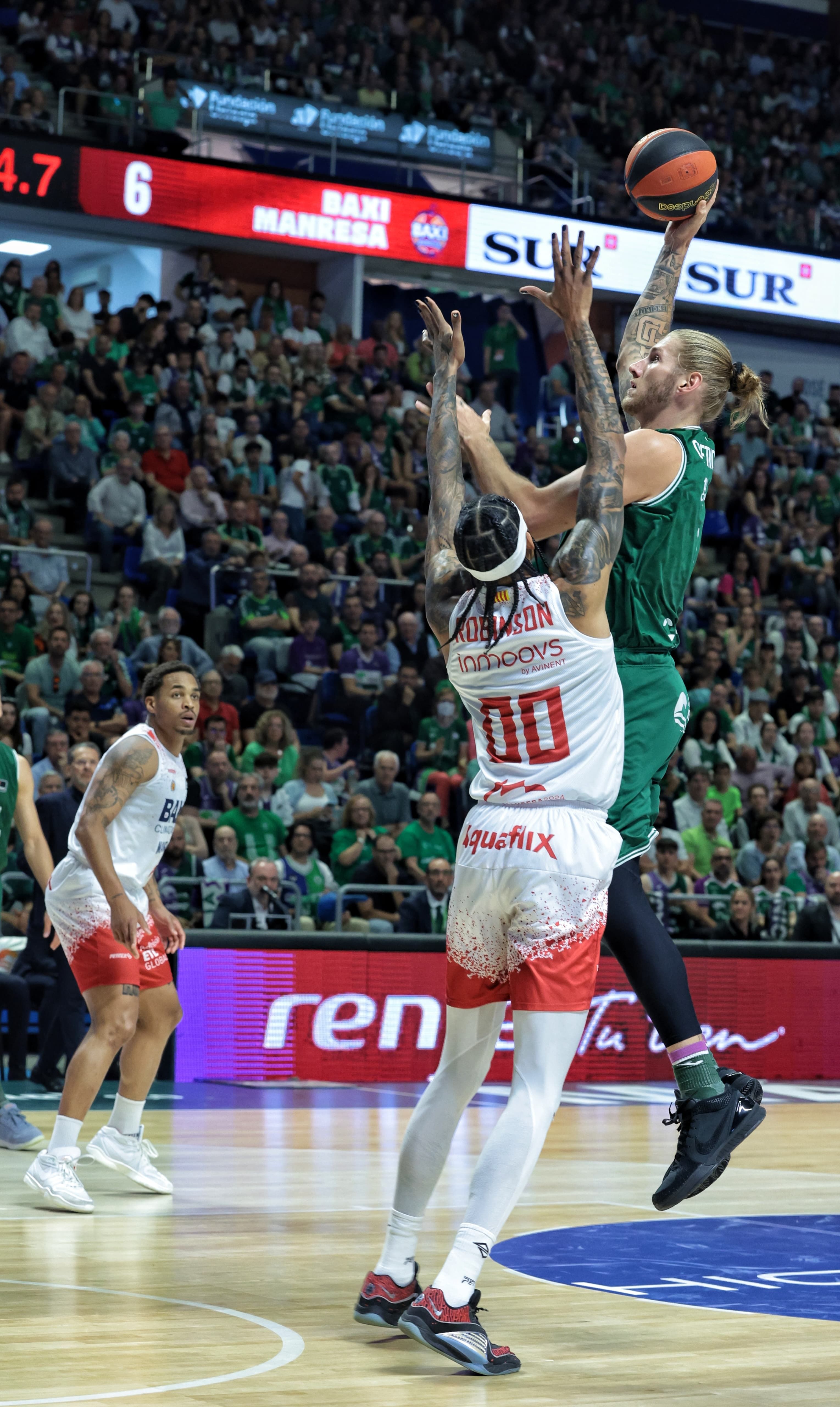 El Unicaja-Baxi Manresa del primer partido de cuartos de final, en imágenes