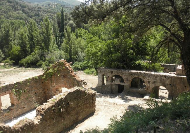 Vestigios de la Antigua Fábrica de Hojalata, que fue la primera factoría metalúrgica de España.