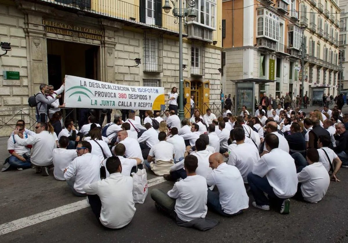 Concentración de trabajadores de Isofotón contra el ERE ejecutado en 2013.