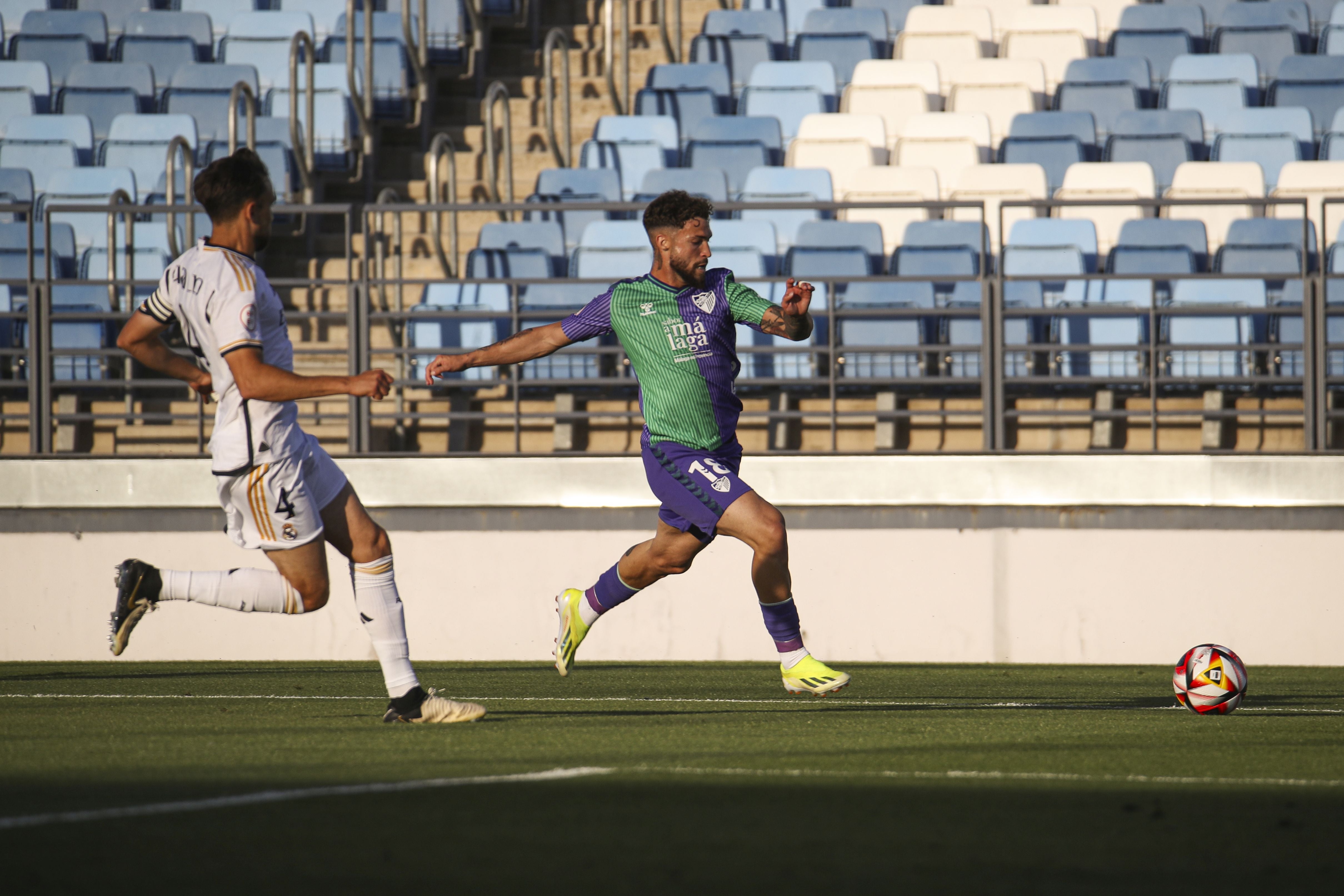 El Real Madrid Castilla-Málaga, en imágenes