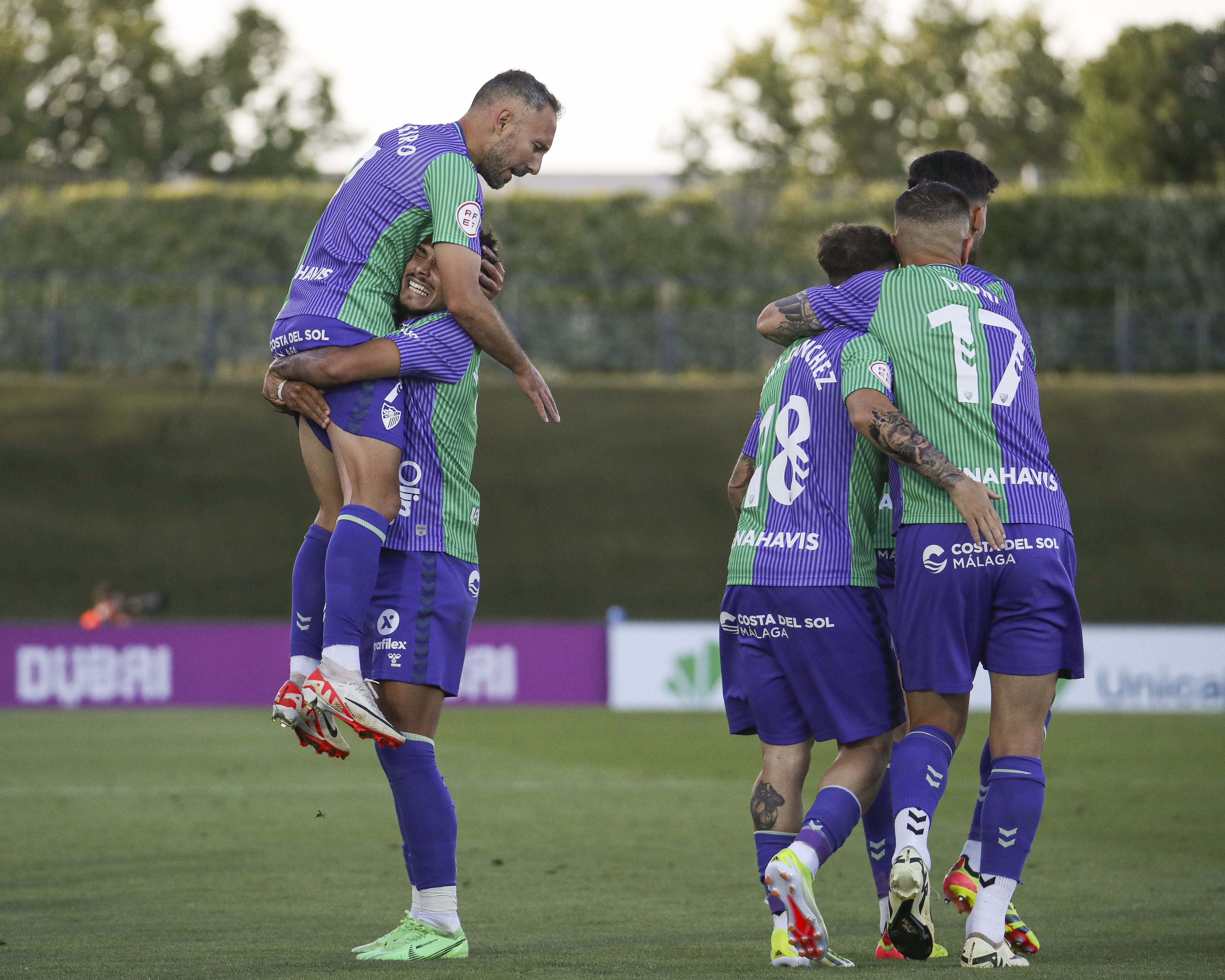 El Real Madrid Castilla-Málaga, en imágenes