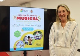 La edil de Educación, Alicia López.