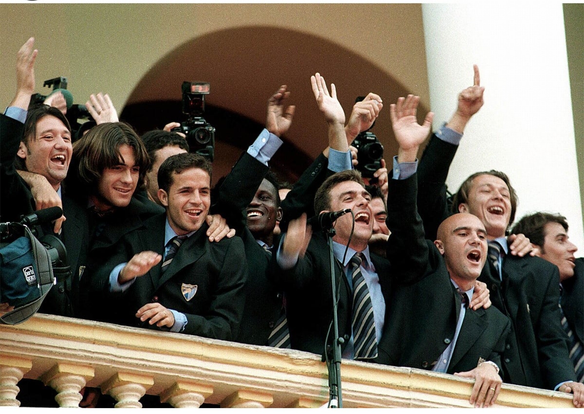 Imagen secundaria 1 - «El del ascenso fue uno de los días más bonitos de mi carrera deportiva»