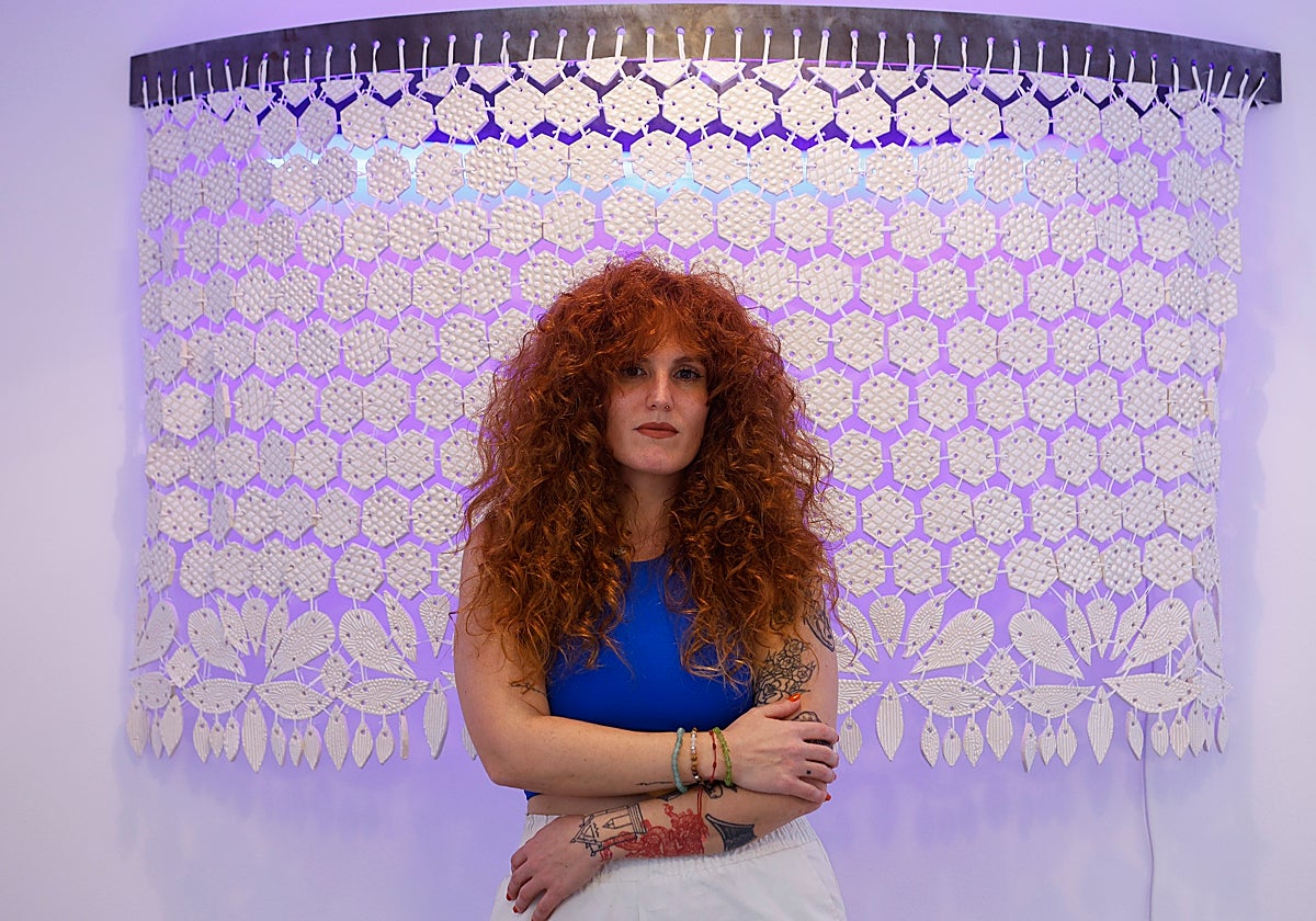 Paloma de la Cruz, con la pieza 'Luz de noche para la abuela'.