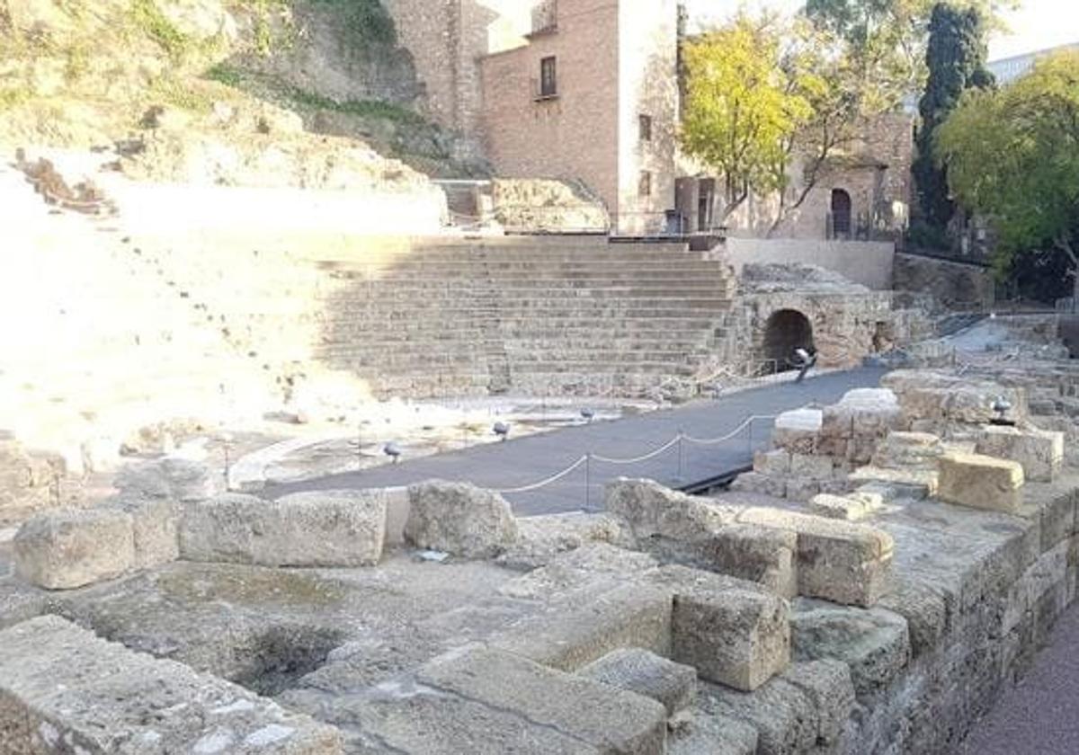 Dólmenes, Teatro Romano, Acinipo, mezquitas funerarias y Baños Árabes suman 194.638 visitantes en tres meses