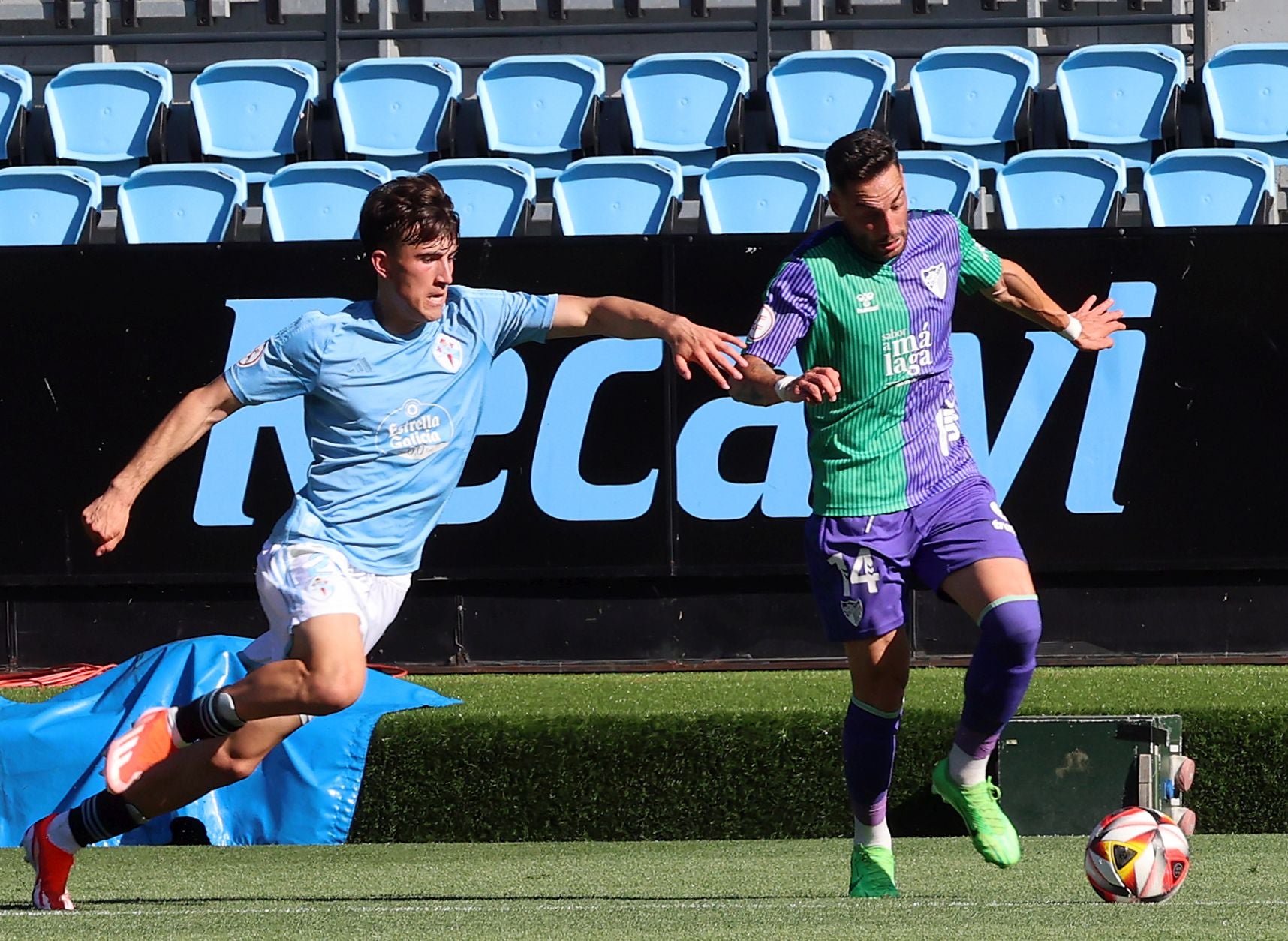 El Celta B - Málaga, en imágenes