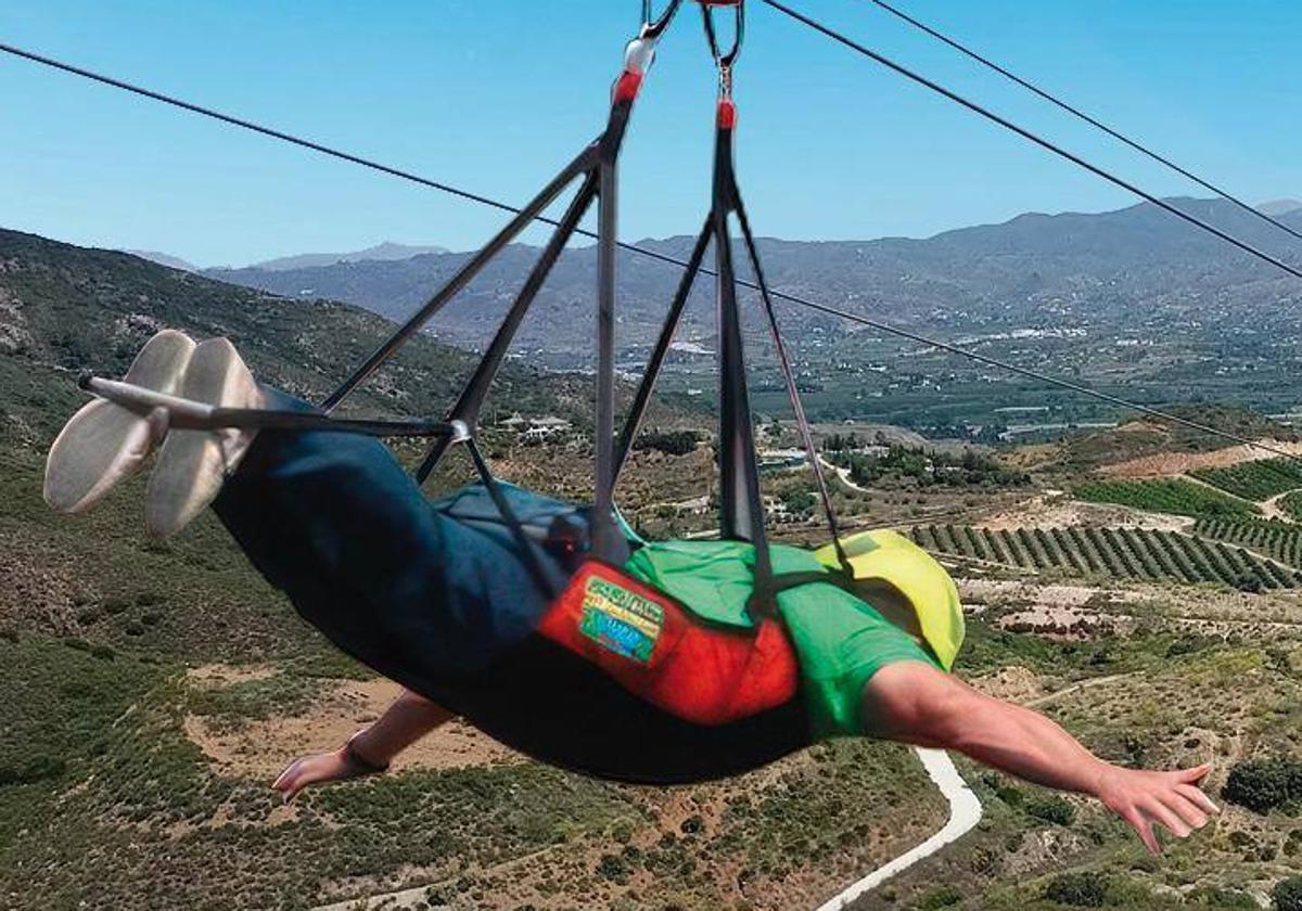 La Supertirolina supone un a explosión de adrenalina y una oportunidad de observar Málaga y su litoral desde una perspectiva única.