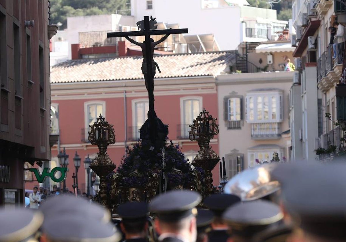 El Cristo del Amor pondrá rumbo a la Catedral para presidir una misa estacional.