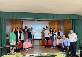 Acto de entrega del XXVIII Certamen Literario Fabiola Gavilán en el IES Alta Axarquía de Periana.