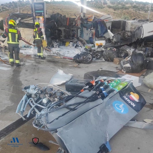 Imagen del camión accidentado