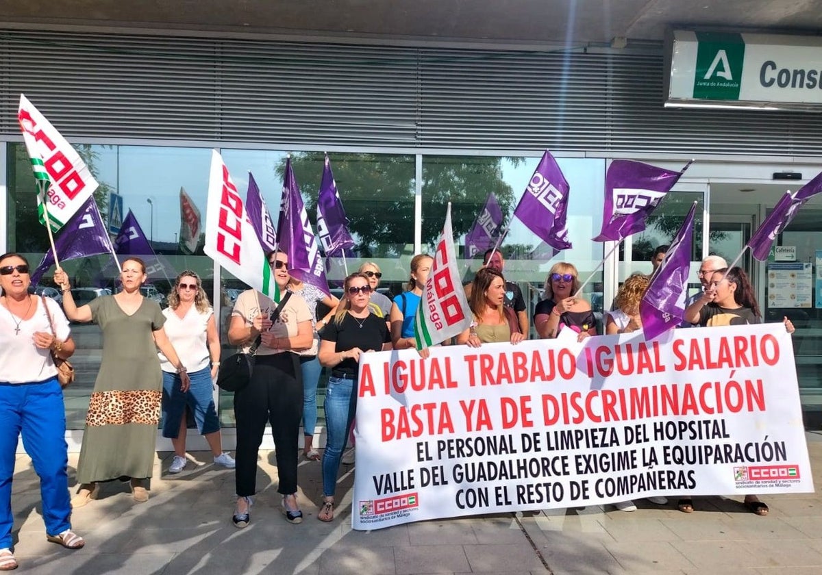 Concentración de las limpiadoras del Hospital Valle del Guadalhorce.