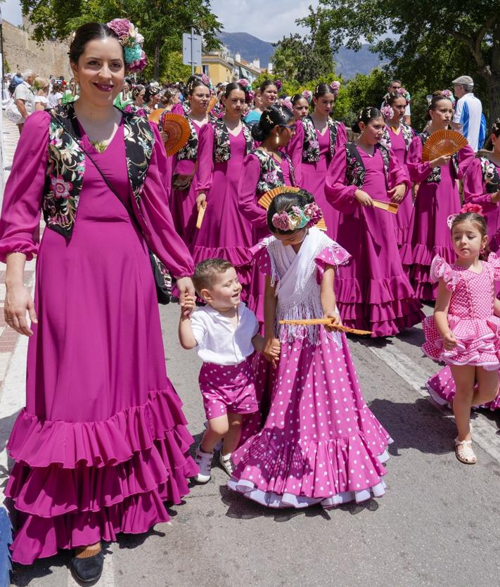 Imagen secundaria 2 - Marbella sale a la calle en el Día Grande del patrón San Bernabé