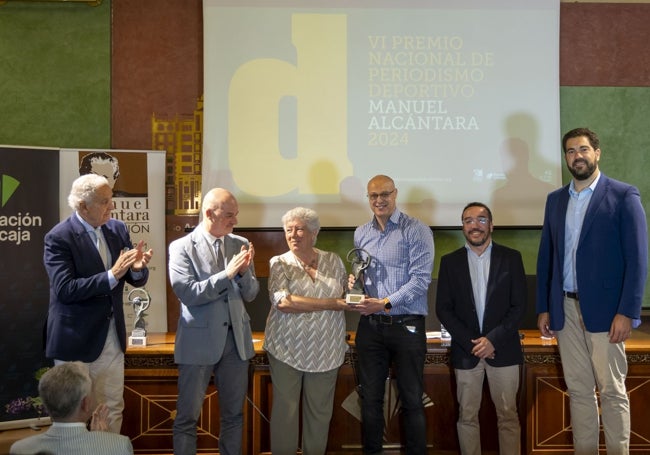 Antonio Pedraza, Javier Sánchez, Lola Alcántara, Juan Manel De la Casa, Antonio Gallardo y Borja Vivas, este jueves en el acto.