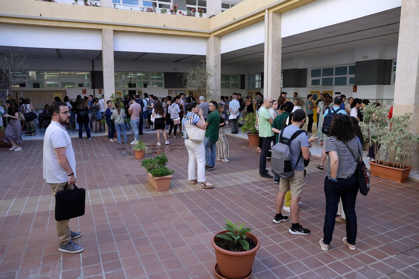 Comienzan las oposiciones en Málaga para Maestros o profesores de Secundaria y FP