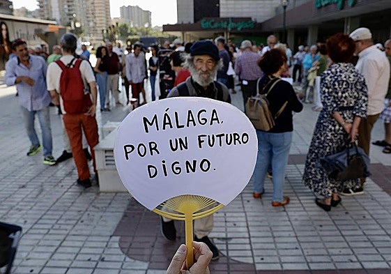 El pasado 18 de mayo ya hubo una concentración en protesta por la situación de la ciudad.