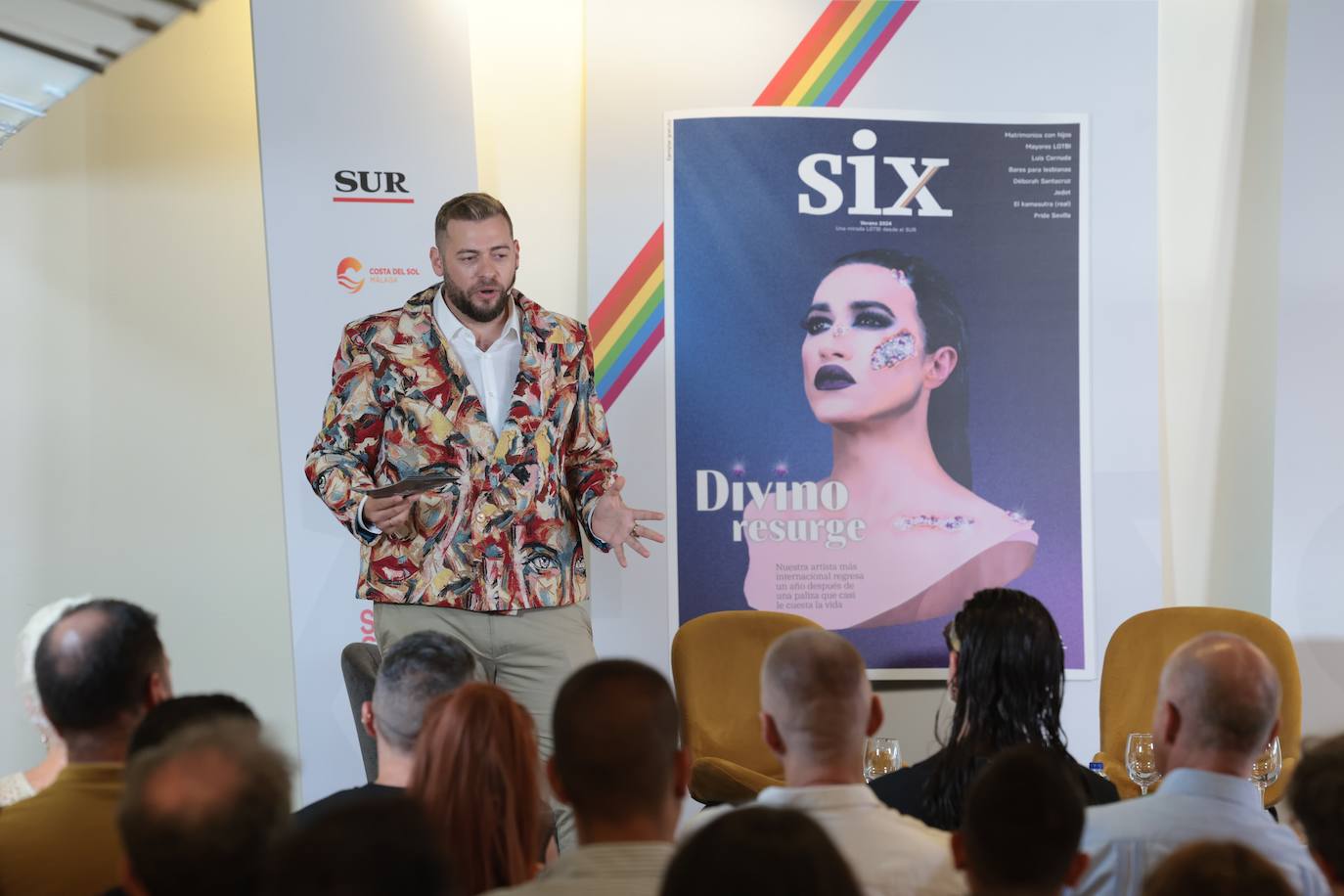 SUR presenta en Sevilla la expansión de la revista SIX