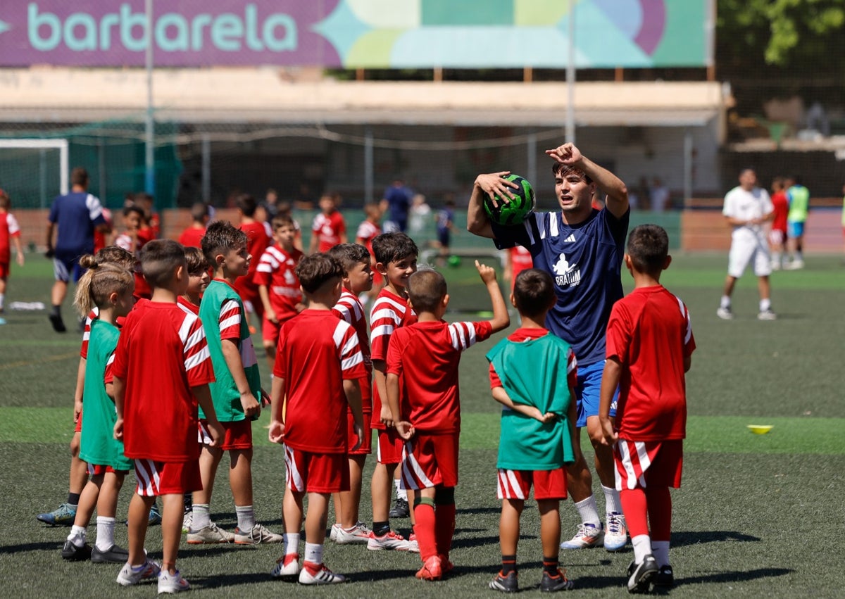 Imagen secundaria 1 - Brahim, en el Tiro Pichón.