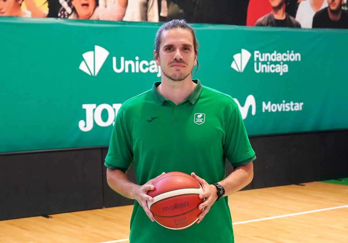 Javier Pérez de los Reyes es el nuevo entrenador del Unicaja femenino.