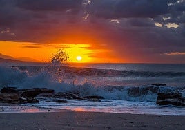 Calendario solar y lunar en Málaga el domingo, 14 de julio de 2024